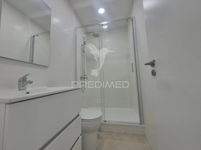 Apartamento T2 para Venda em Almada, Cova da Piedade, Pragal e Cacilhas Foto 11
