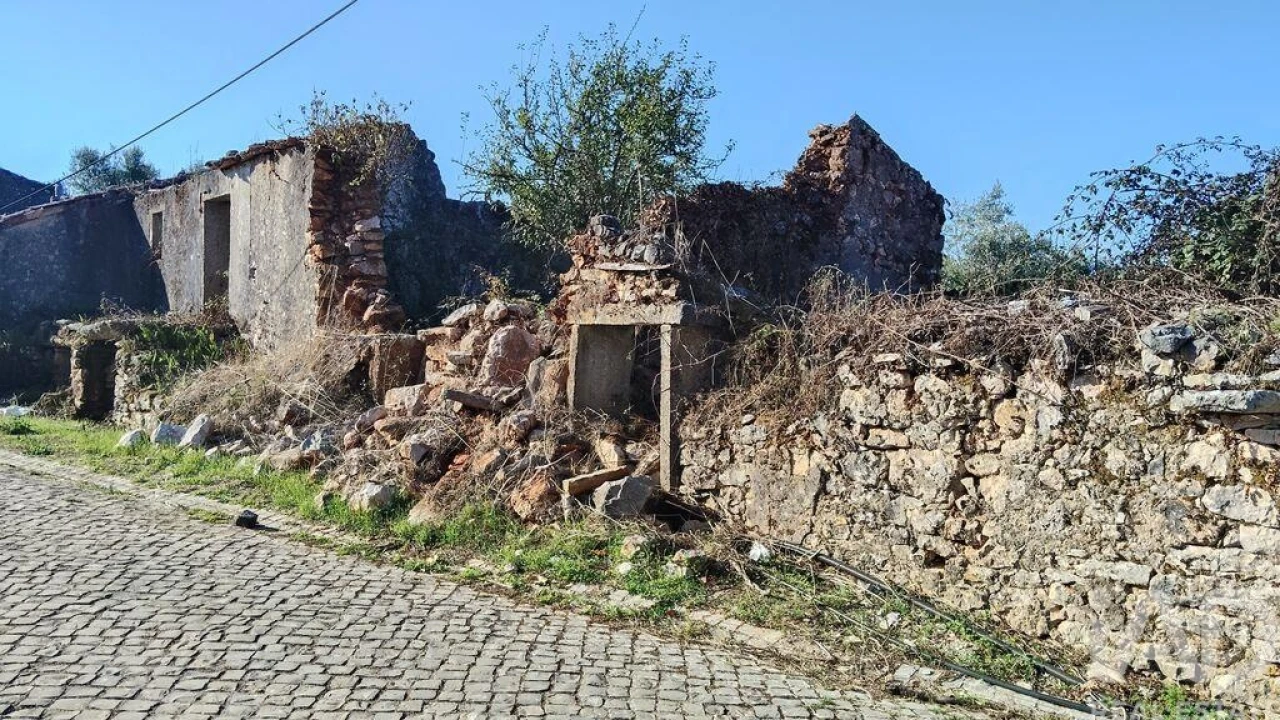 Moradia para Venda em Pousaflores Foto 16