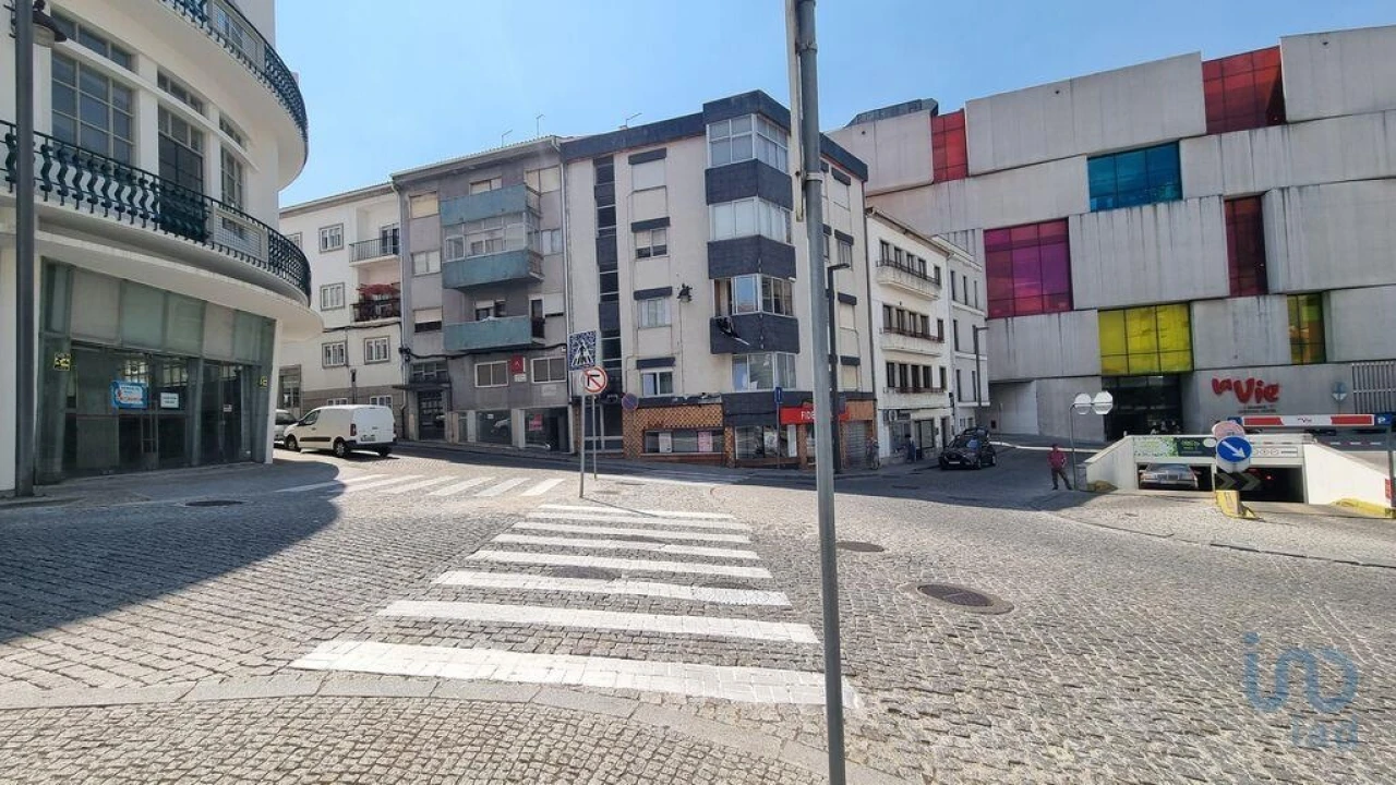 Loja para Venda em Avelãs de Ambom e Rocamondo Foto 3