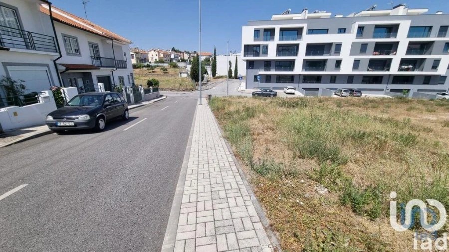 Terreno para Venda em Avelãs de Ambom e Rocamondo Foto 4