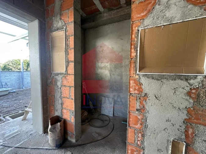 Moradia T4 para Venda em Palmeira Foto 10