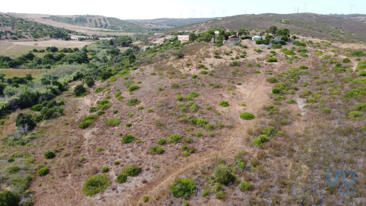 Terreno para Venda em Budens Foto 13