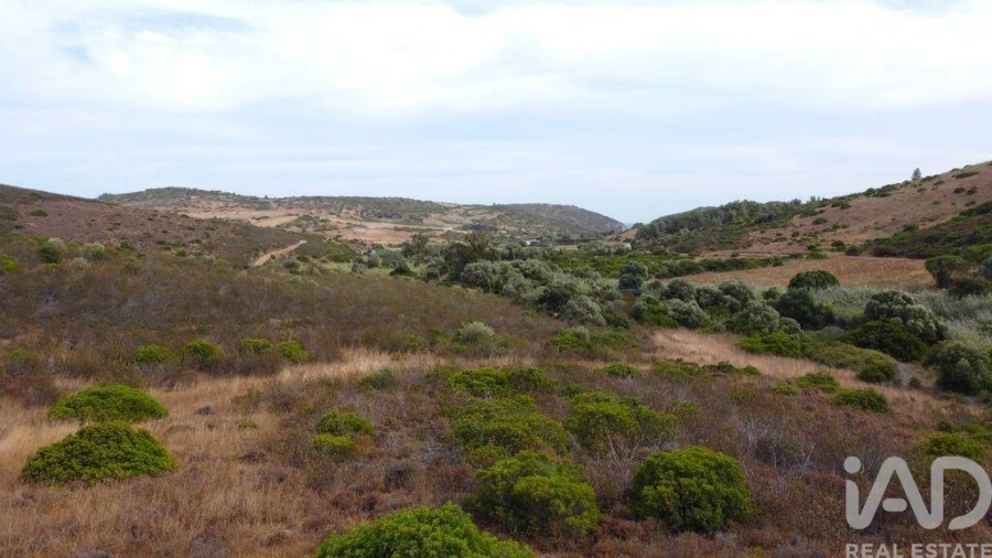 Terreno para Venda em Budens Foto 19