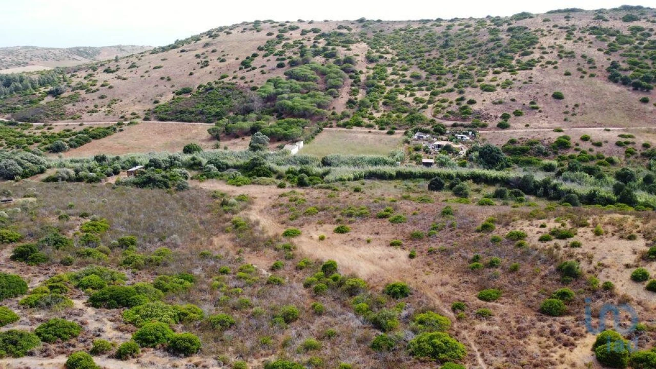 Terreno para Venda em Budens Foto 7