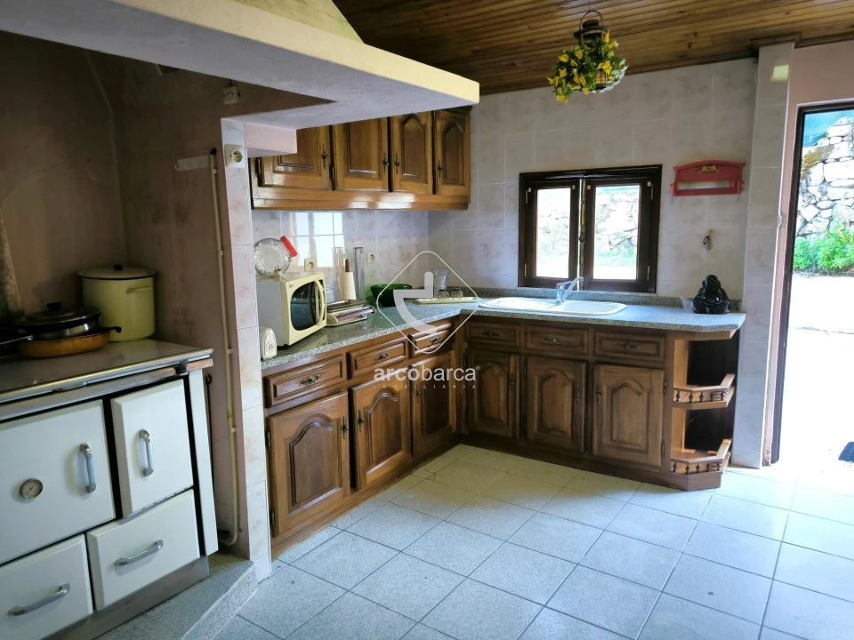 Moradia T2 para Venda em Formariz e Ferreira Foto 22