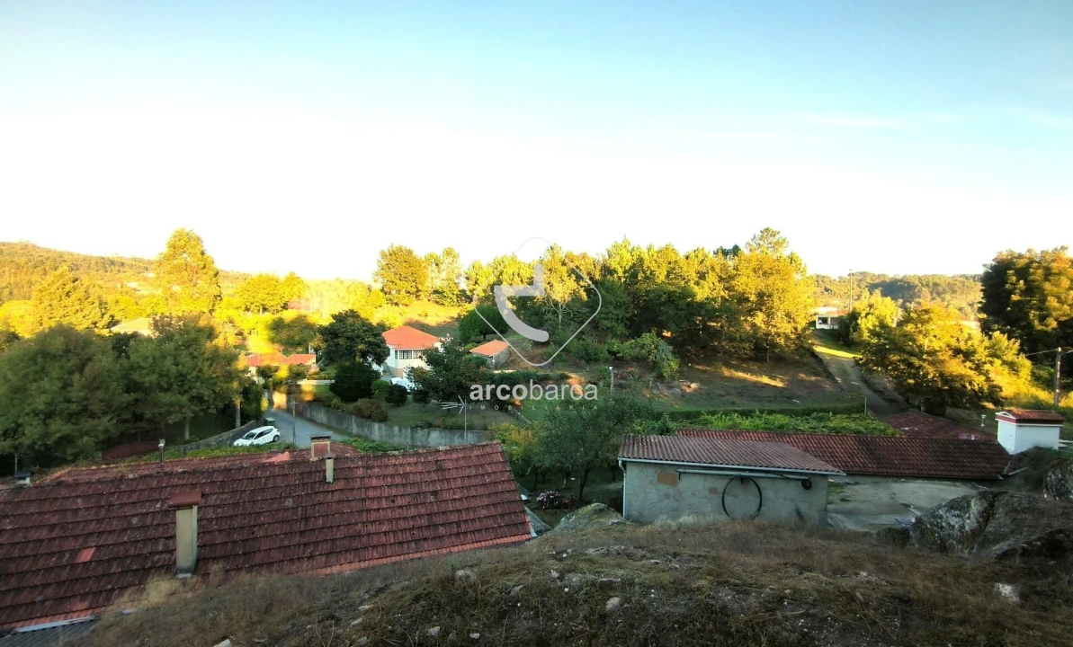 Moradia T2 para Venda em Formariz e Ferreira Foto 40