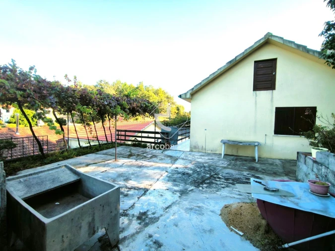 Moradia T2 para Venda em Formariz e Ferreira Foto 5