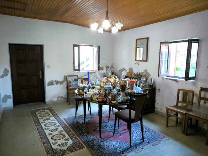 Moradia T2 para Venda em Formariz e Ferreira Foto 52