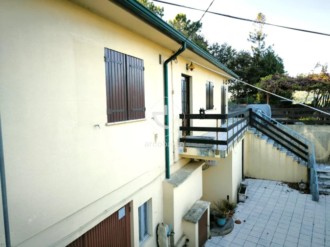 Moradia T2 para Venda em Formariz e Ferreira Foto 41