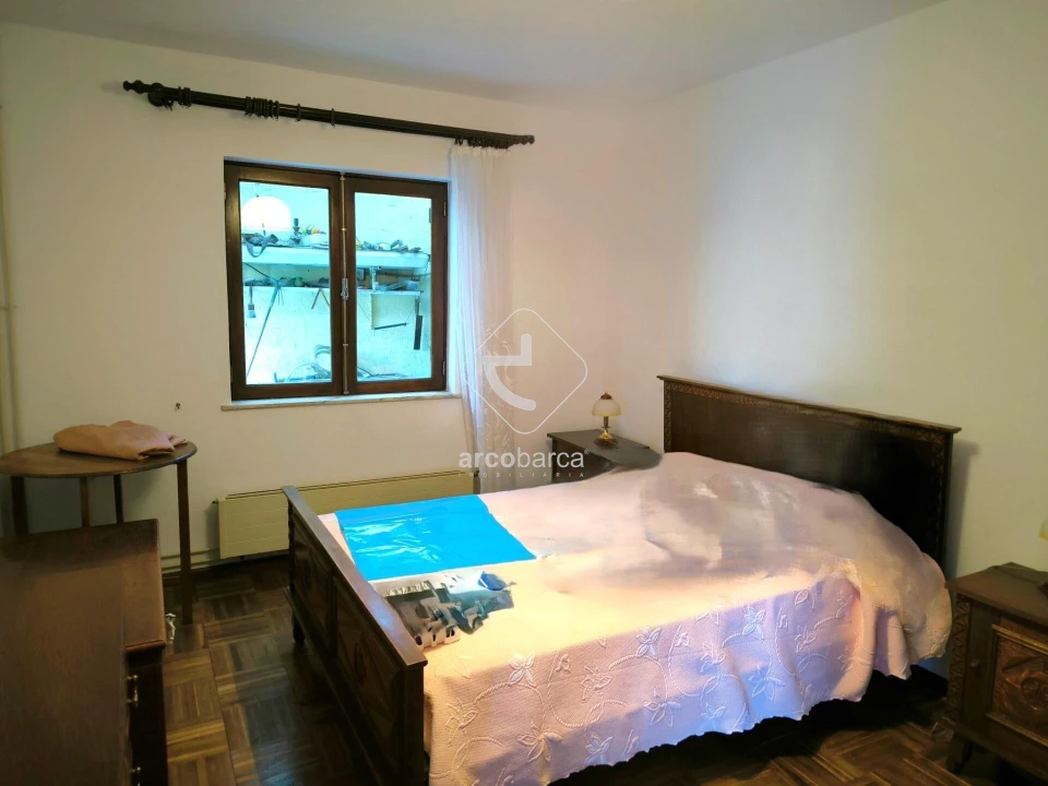 Moradia T2 para Venda em Formariz e Ferreira Foto 47