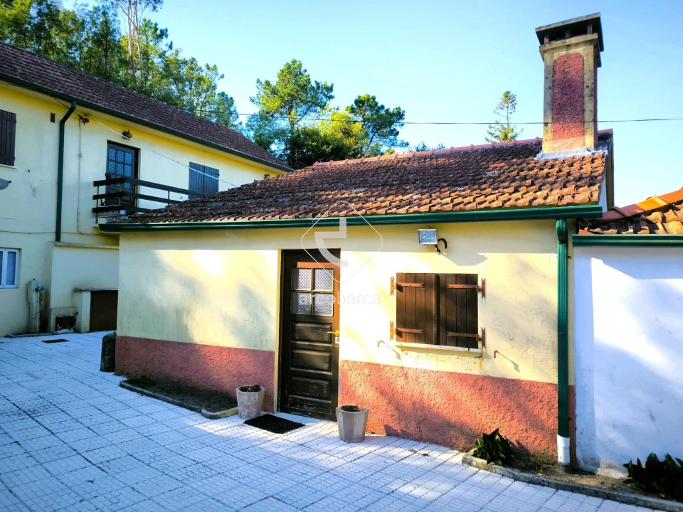 Moradia T2 para Venda em Formariz e Ferreira Foto 9
