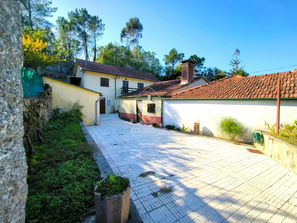 Moradia T2 para Venda em Formariz e Ferreira Foto 11