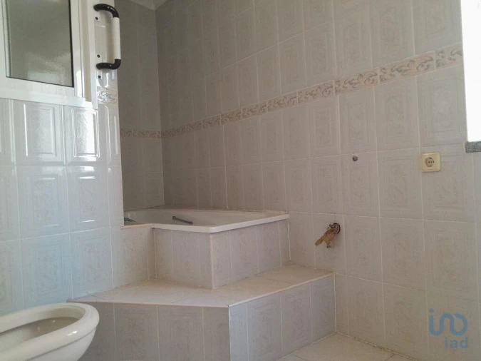 Moradia T2 para Venda em Silvares Foto 9