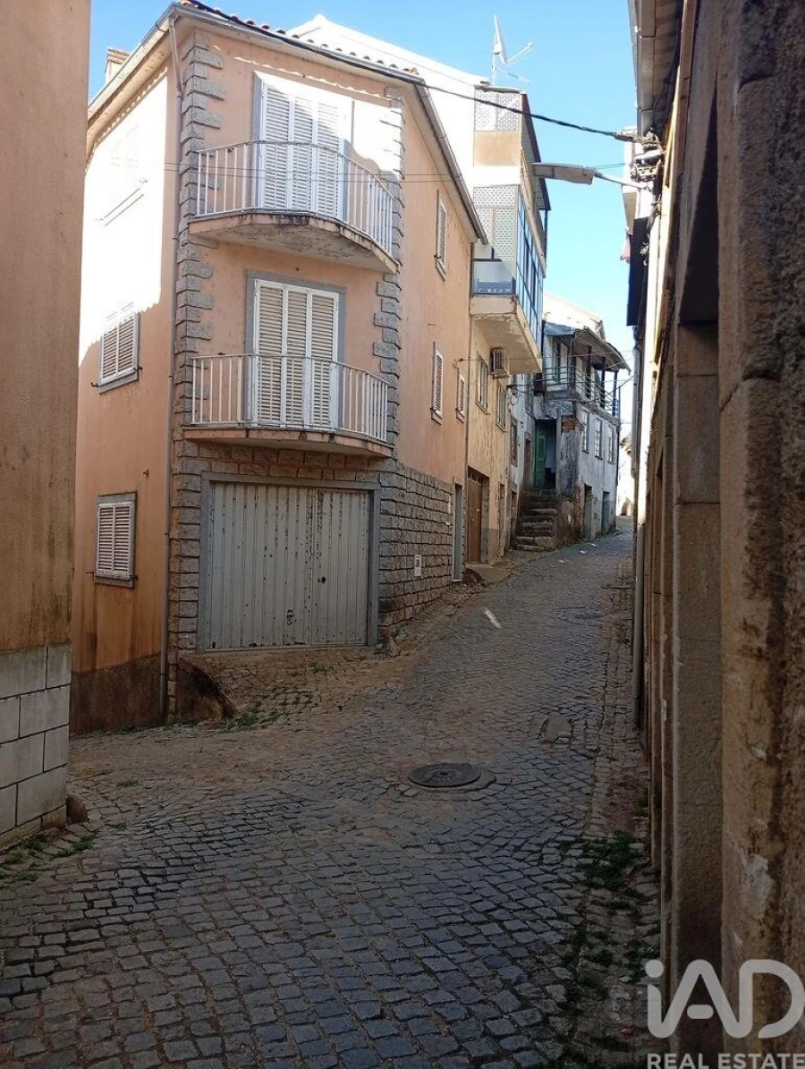 Moradia T2 para Venda em Silvares Foto 15