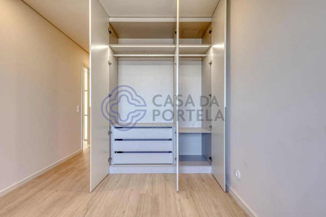 Apartamento T3 para Venda em Aldoar, Foz do Douro e Nevogilde Foto 22