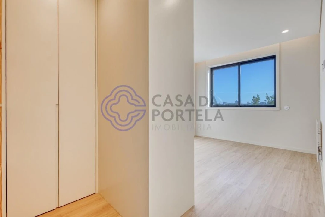 Apartamento T3 para Venda em Aldoar, Foz do Douro e Nevogilde Foto 12