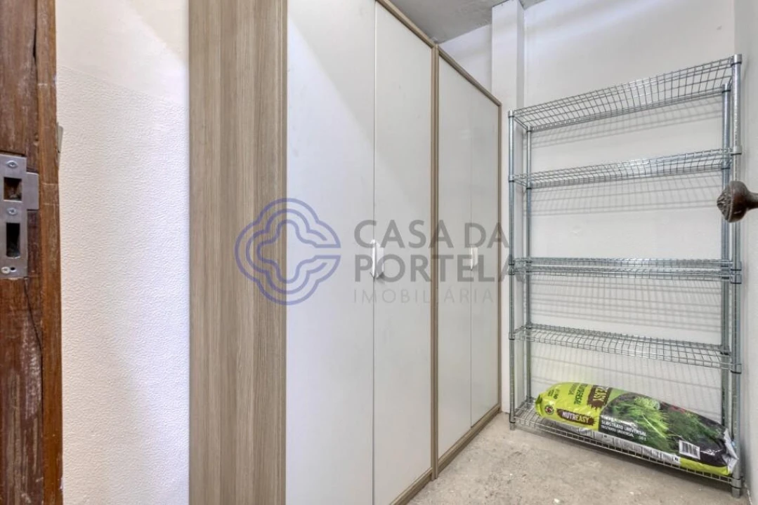 Apartamento T3 para Venda em Aldoar, Foz do Douro e Nevogilde Foto 25