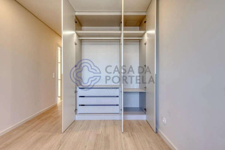 Apartamento T3 para Venda em Aldoar, Foz do Douro e Nevogilde Foto 22