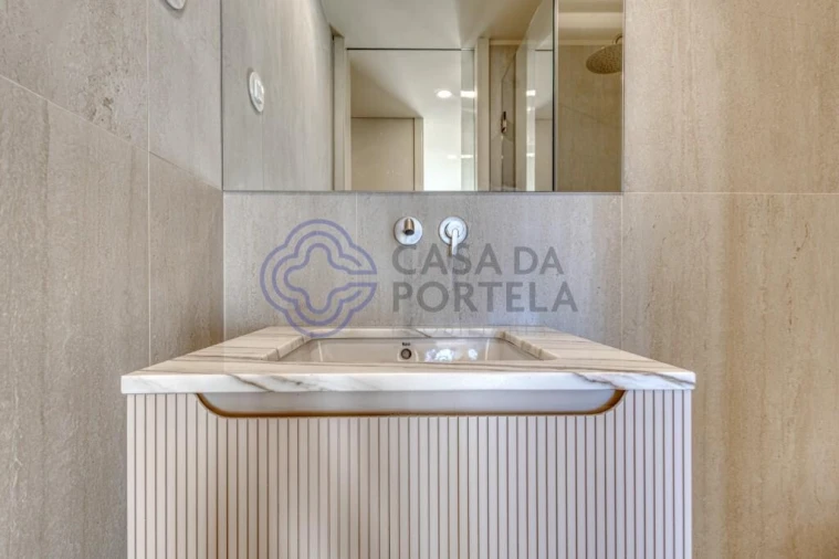 Apartamento T3 para Venda em Aldoar, Foz do Douro e Nevogilde Foto 17