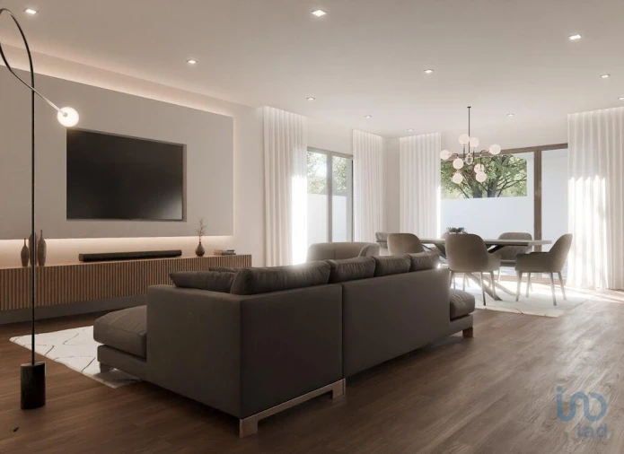 Moradia T4 para Venda em Nossa Sra de Fatima Foto 3