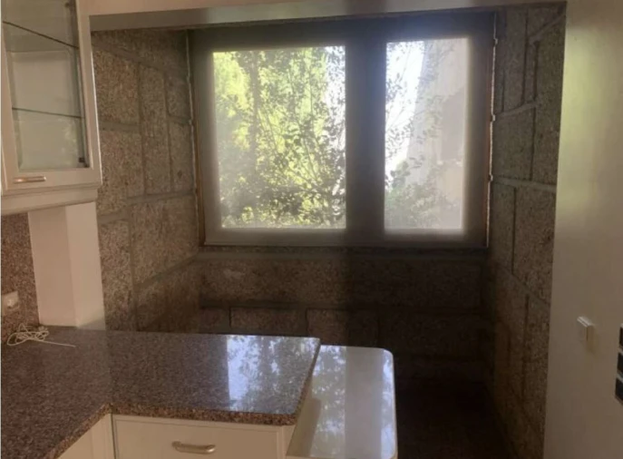 Moradia T4 para Venda em Azurem Foto 18