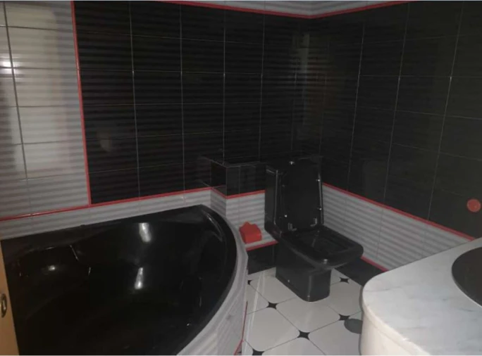 Moradia T4 para Venda em Azurem Foto 15