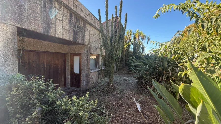 Moradia T4 para Venda em Azurem Foto 27