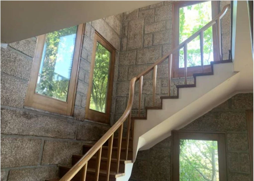 Moradia T4 para Venda em Azurem Foto 8