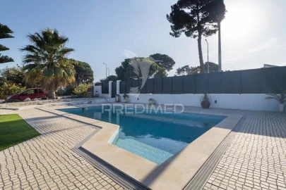 Moradia T3 para Venda em Sesimbra (Castelo)