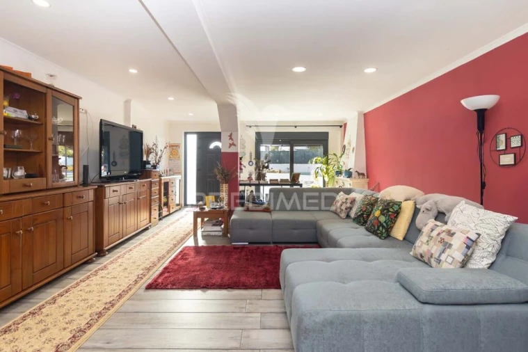 Moradia T3 para Venda em Sesimbra (Castelo) Foto 10