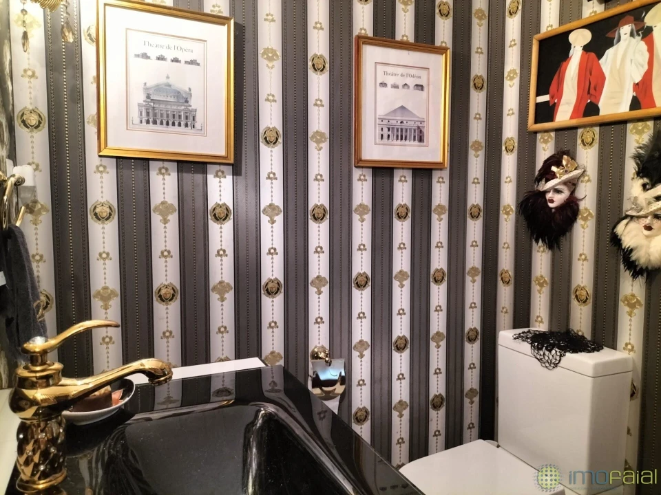 Moradia T5 para Venda em Capelo Foto 18