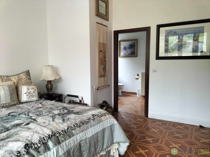 Moradia T5 para Venda em Capelo Foto 20