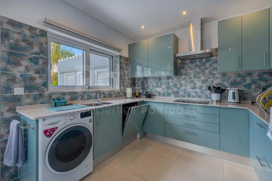 Moradia T3 para Venda em Ferragudo Foto 9