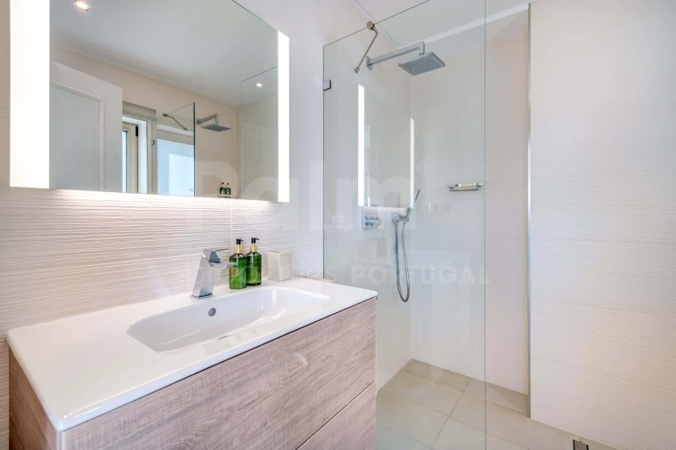 Moradia T3 para Venda em Ferragudo Foto 23