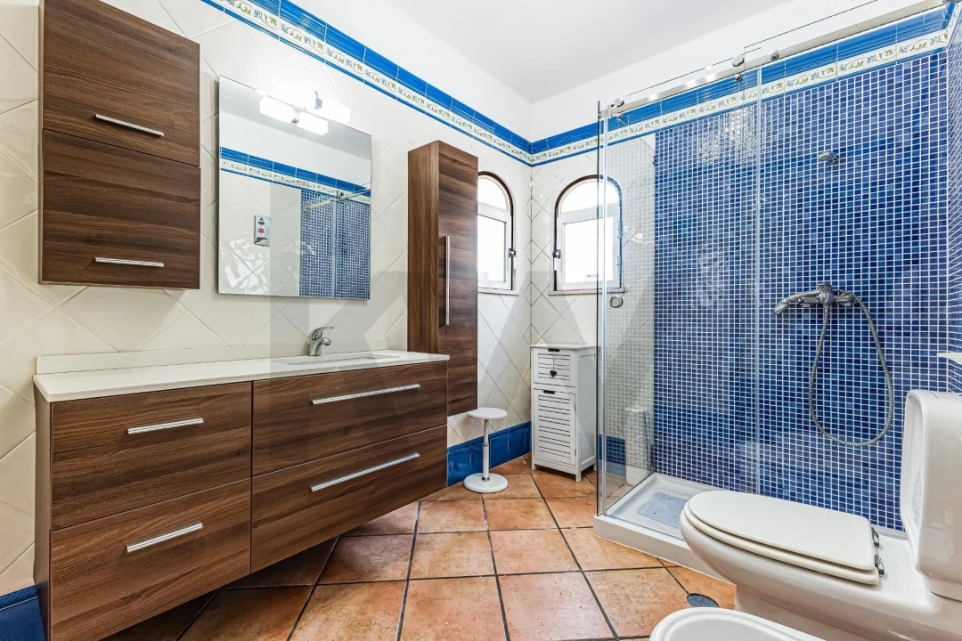 Moradia T4 para Venda em Alvor Foto 30