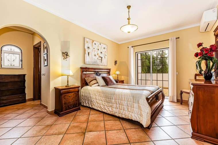 Moradia T4 para Venda em Alvor Foto 41