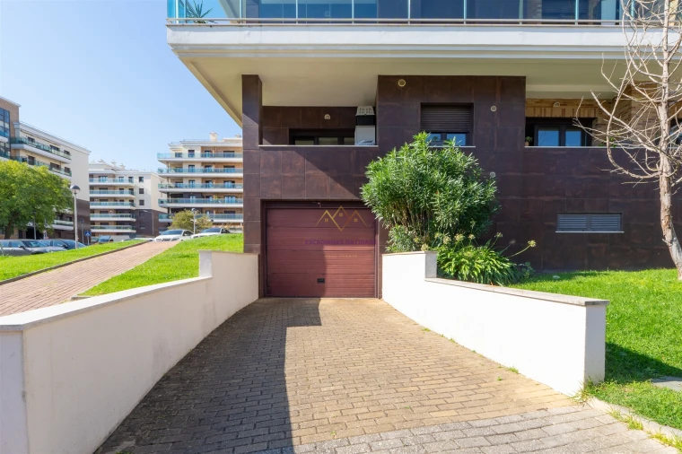 Apartamento T3 para Arrendamento em Sacavém e Prior Velho Foto 4