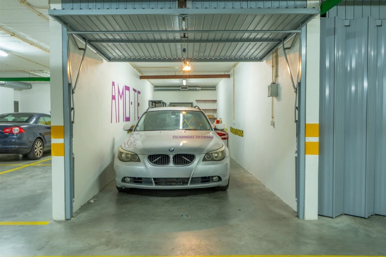 Apartamento T3 para Arrendamento em Sacavém e Prior Velho Foto 38