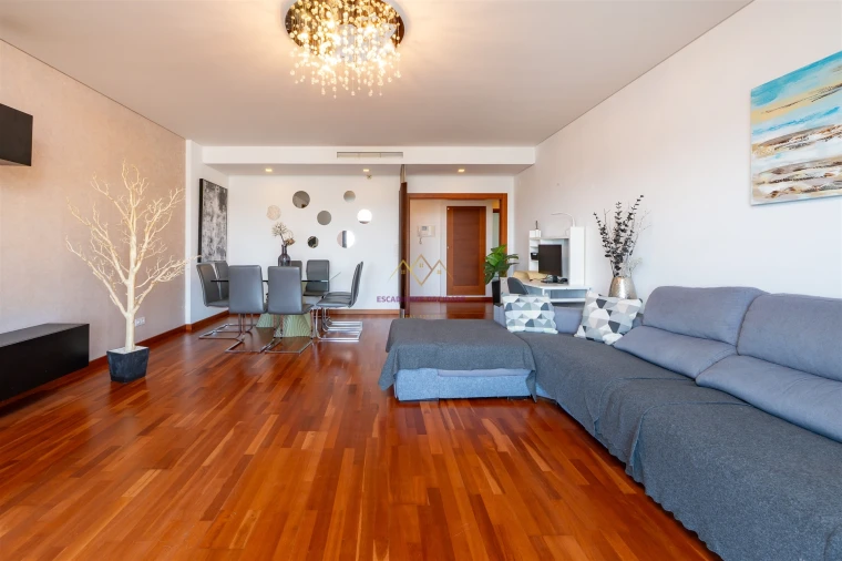 Apartamento T3 para Arrendamento em Sacavém e Prior Velho Foto 10