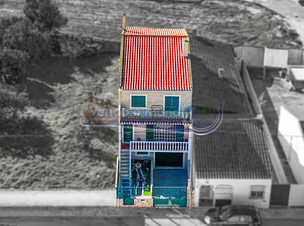 Moradia T3 para Venda em Muge Foto 3