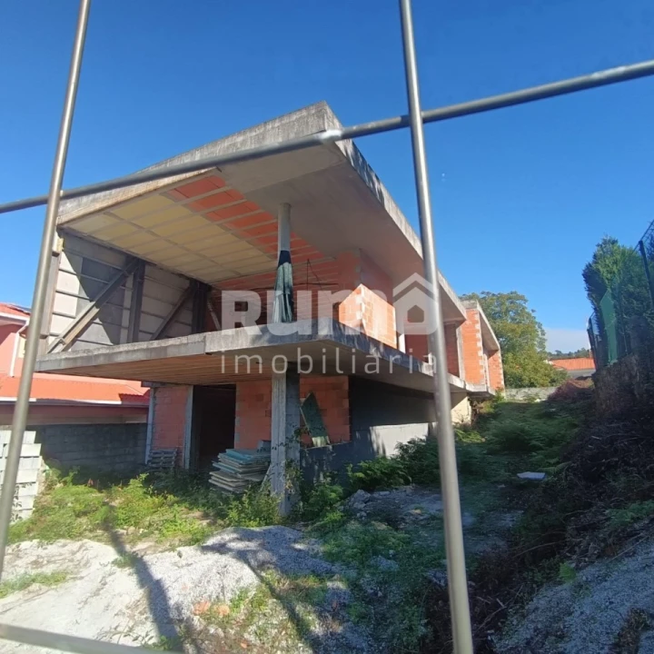 Moradia T3 para Venda em Perre Foto 6