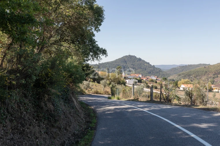 Terreno para Venda em Folques Foto 11