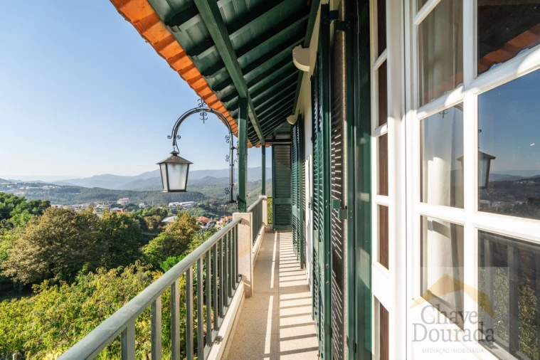 Quinta T5 para Venda em Vouzela e Paços de Vilharigues Foto 1