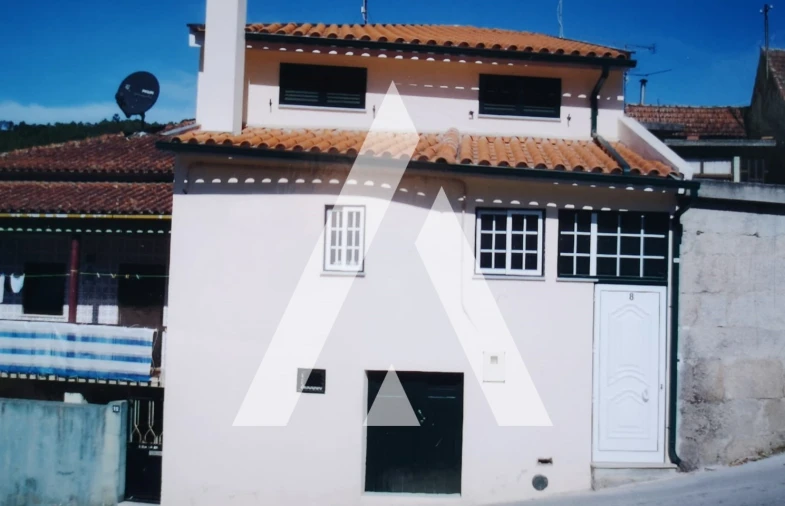 Moradia T1 para Venda em Lajeosa do Dão Foto 3