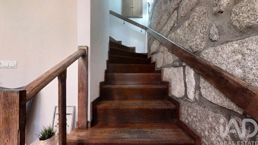 Moradia T3 para Venda em Cedofeita, Santo Ildefonso, Sé, Miragaia, São Nicolau e Vitória Foto 16