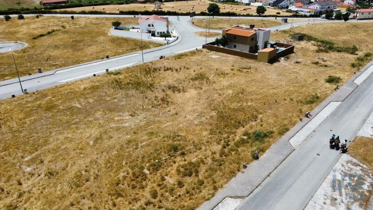 Terreno para Venda em Almeida Foto 11