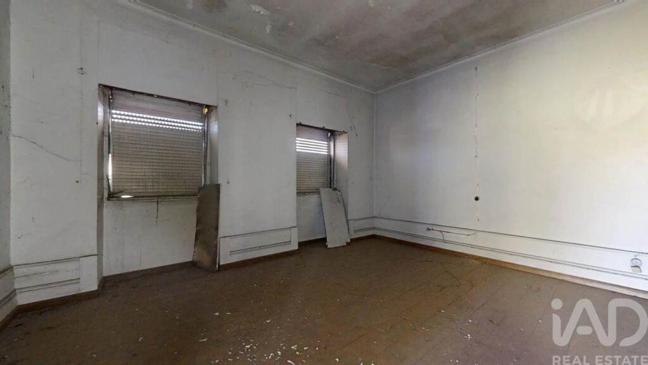 Moradia T8 para Venda em Bougado (São Martinho e Santiago) Foto 37