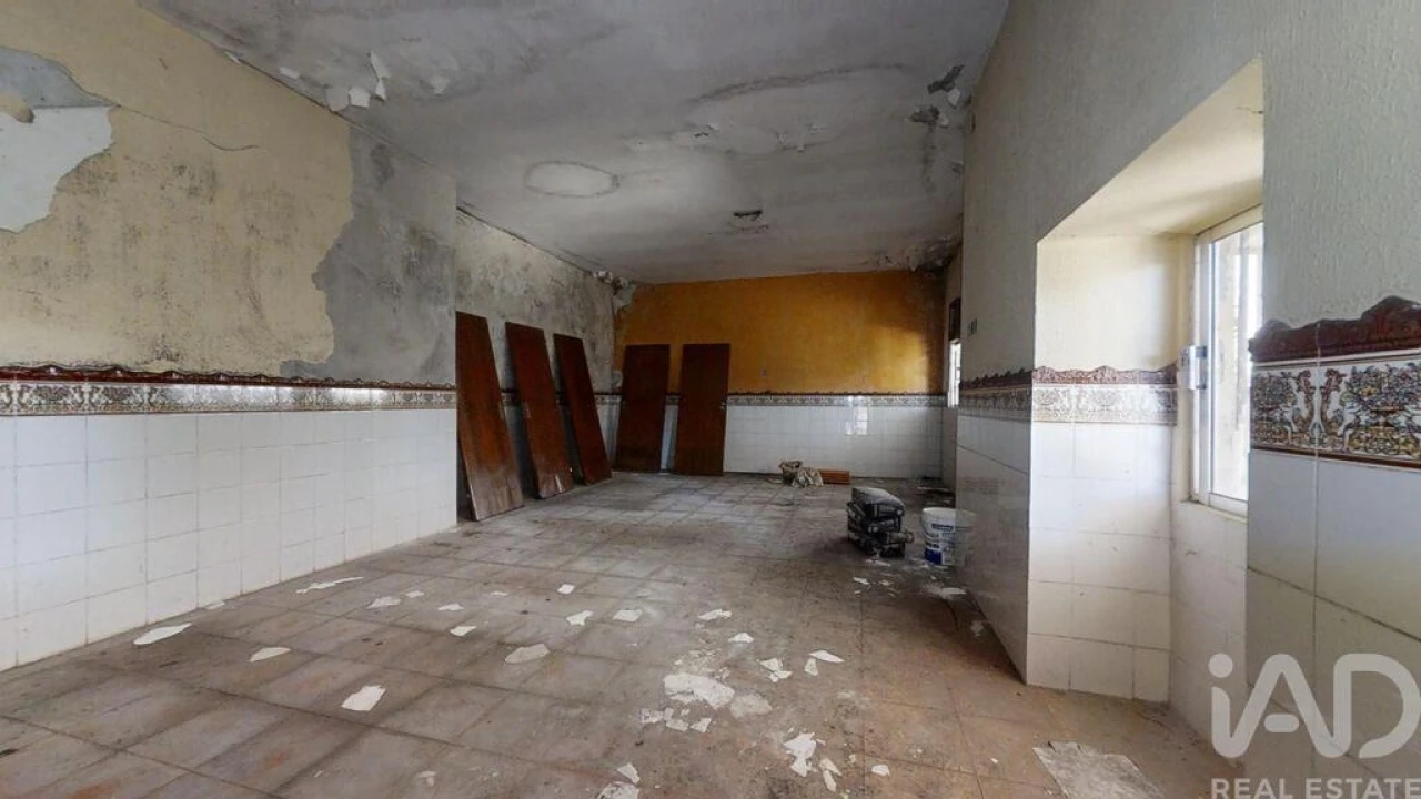 Moradia T8 para Venda em Bougado (São Martinho e Santiago) Foto 13