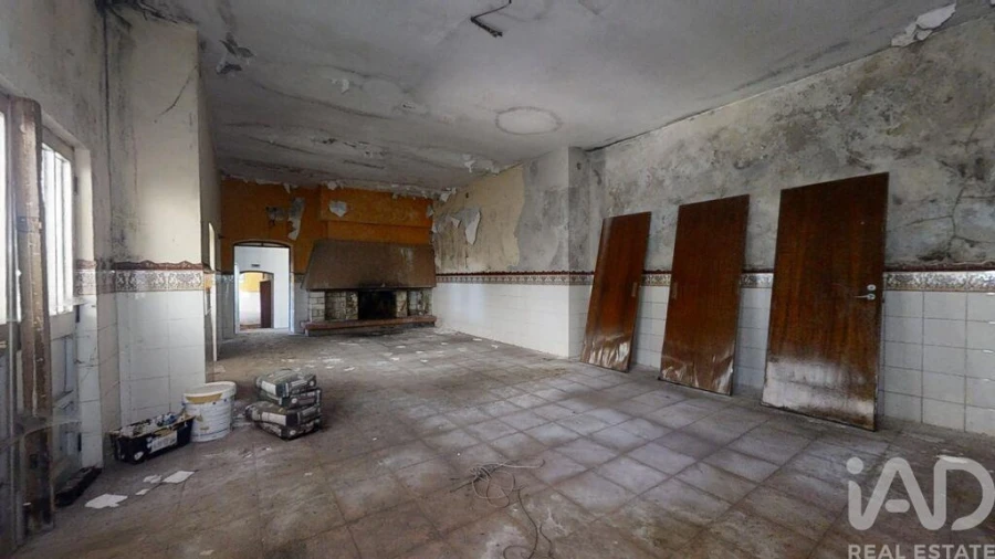 Moradia T8 para Venda em Bougado (São Martinho e Santiago) Foto 16