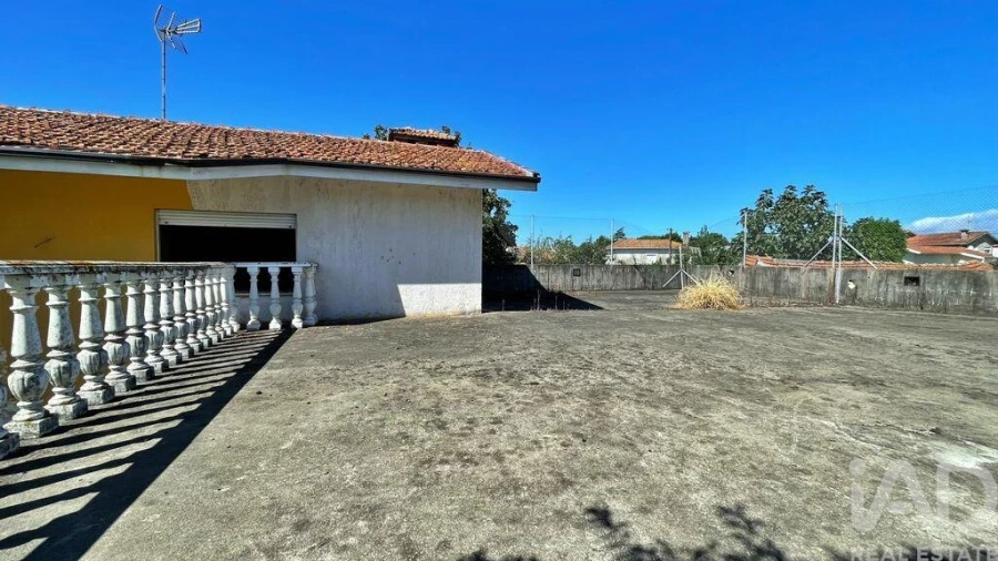 Moradia T8 para Venda em Bougado (São Martinho e Santiago) Foto 10